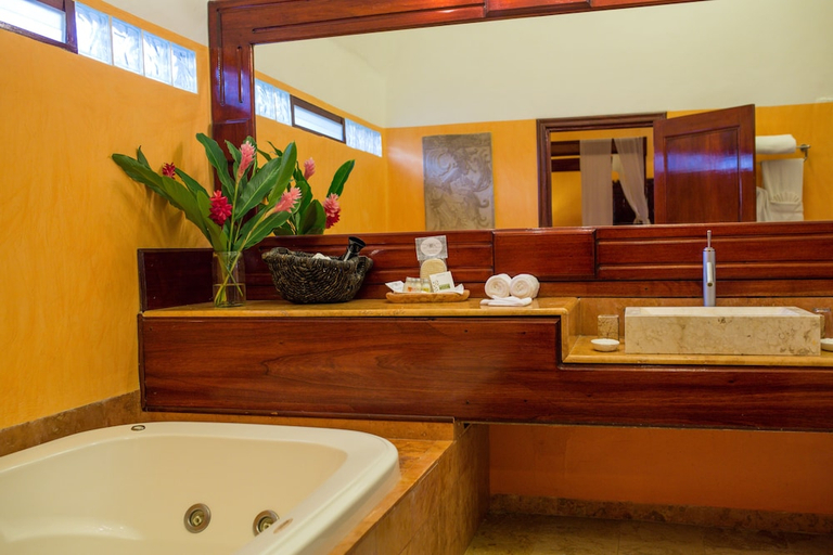 Bathroom 3, Boutique Hotel Quinta Chanabnal, Palenque