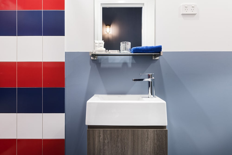 Bathroom 3, Hostel G, Perth