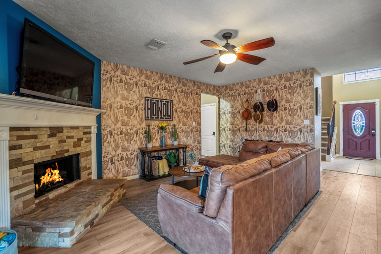 Living area 2, Empress Villa Retreat, Brazoria