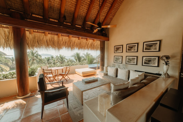 Others 4, Las Palmas Luxury Villas, José Azueta