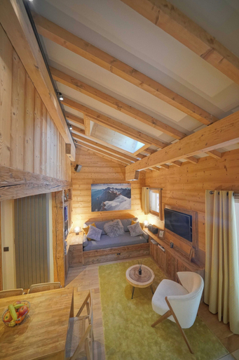 Living area 3, Warm Alpine Apartment 2BR 5P - Megeve, Haute-Savoie