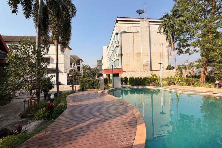 Others 3, The Grand Imperial, Lak Si