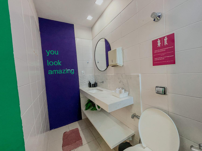 Bathroom 3, Belo Hostel, Belo Horizonte