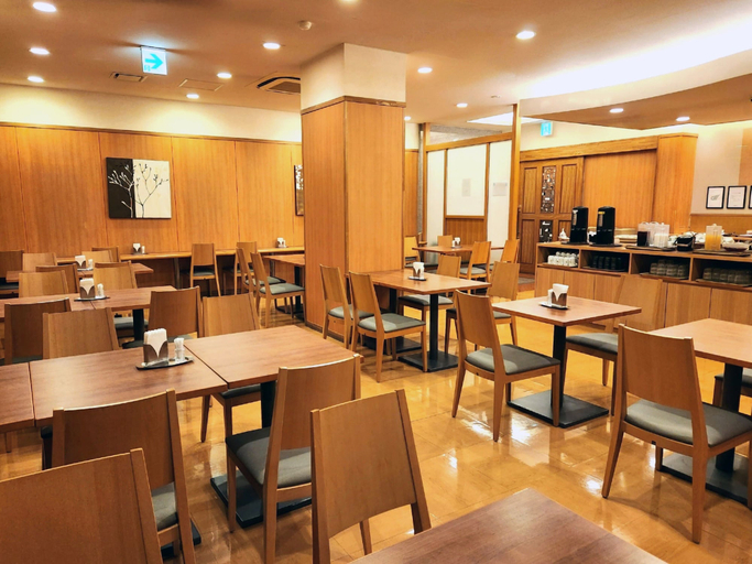 Food & Drinks 5, Hotel Route-Inn Kameyama Inter, Kameyama