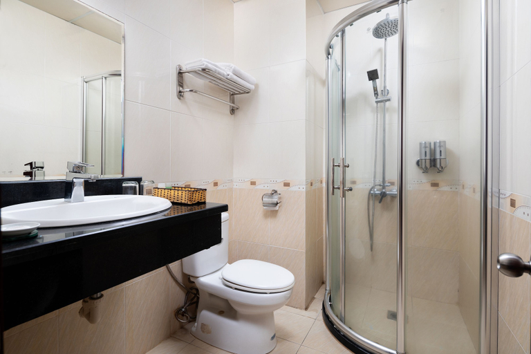 Bathroom 4, Corvin Hotel, Vũng Tàu