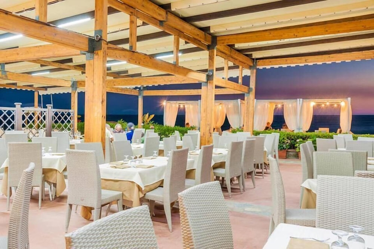 Food & Drinks 4, HOTEL LE TRE CARAVELLE, Salerno