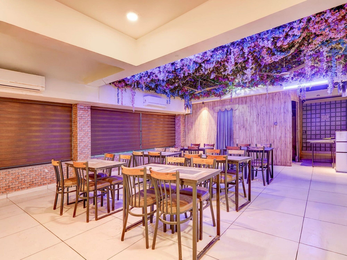 Dining 3, Deluxethe Bell House, Gurgaon