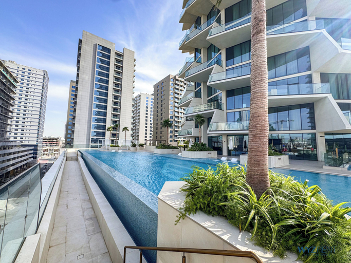 Pool 2, WYZ RENT|1BR Spa Suite With Private Jacuzzi, Dubai