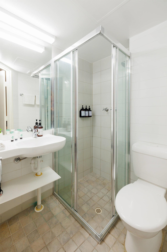 Bathroom 3, Comfort Inn Darwin, Darwin