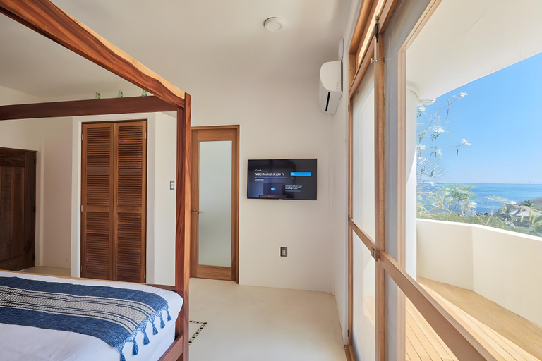 Bedroom, Casa Roni - 5 Bedroom Luxury Villa with Ocean View, Dist. Pochutla