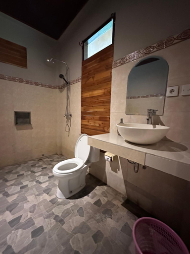 Bathroom 4, Deswa inn, Gianyar
