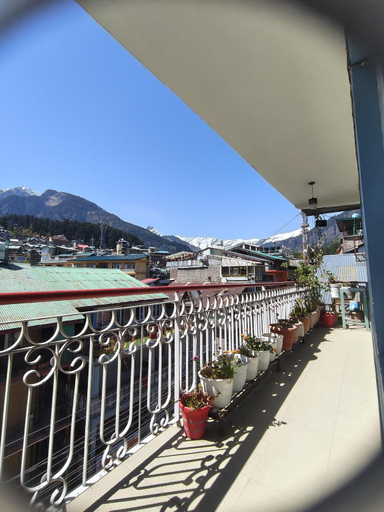 Others 4, Hotel Premier, Kullu