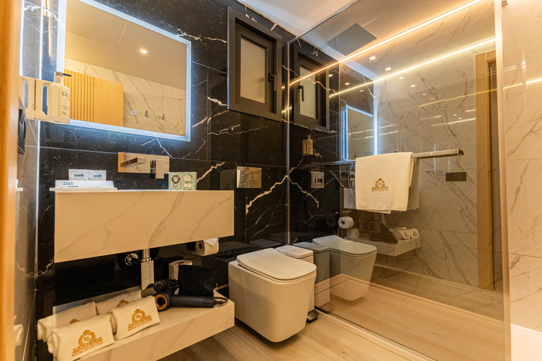 Bathroom, Royal Atlantico, Las Palmas
