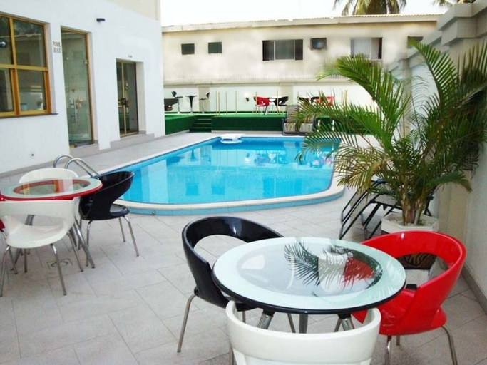 Others 3, Chesney Hotel, Eti-Osa