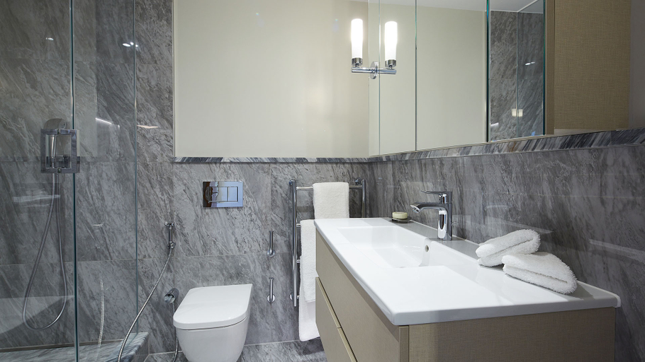 Bathroom 4, Cheval Gloucester Park, London