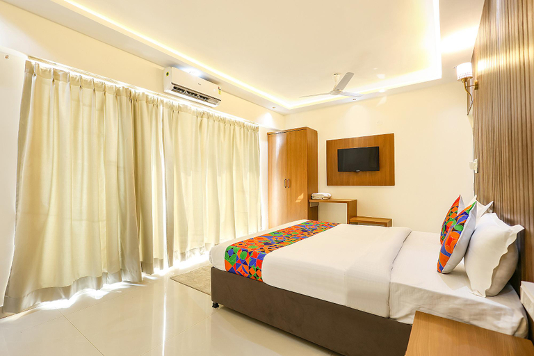 Bedroom 3, Fabhotel Outstay, Thane