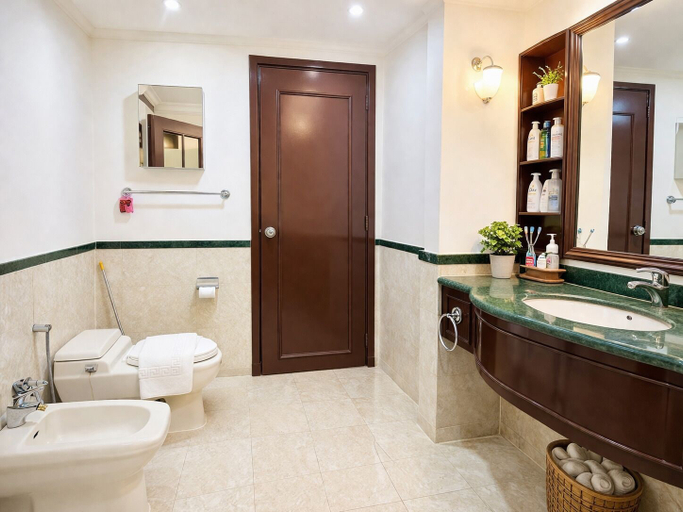 Bathroom 4, Luxy Service Suites At Times Square, Kuala Lumpur