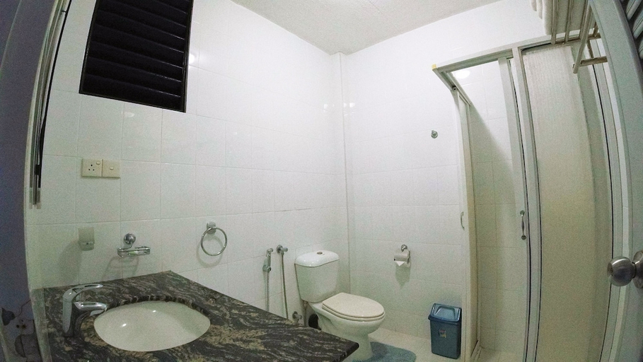 Bathroom, Dalawella Beach Resort, Habaraduwa
