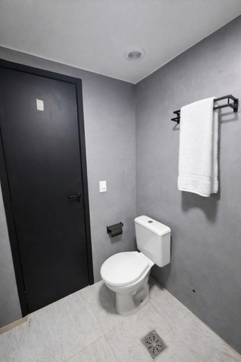 Bathroom 3, Livon Flats - Garvey Hotel, Brasília