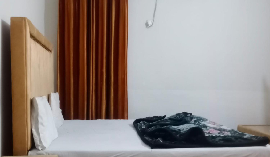 Bedroom 4, Eden Plus Executive Hotel Lahore, Lahore