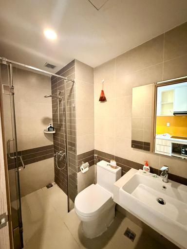 Bathroom 5, Rivergate Apartment Central, District 4