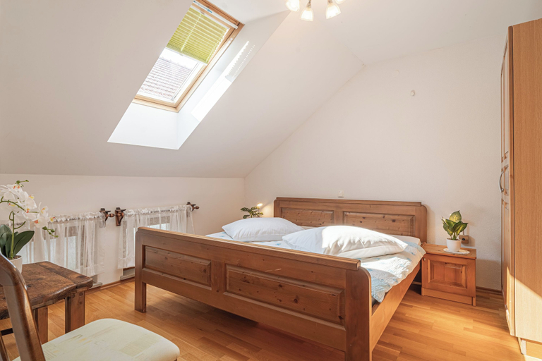 Room 2, Tourist Farm Logar Rooms, Cerknica