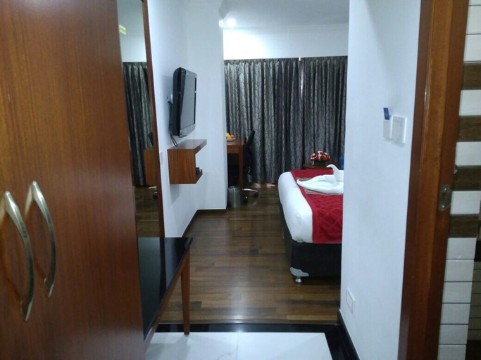 Bedroom 2, The Rayal Comforts, Bangalore