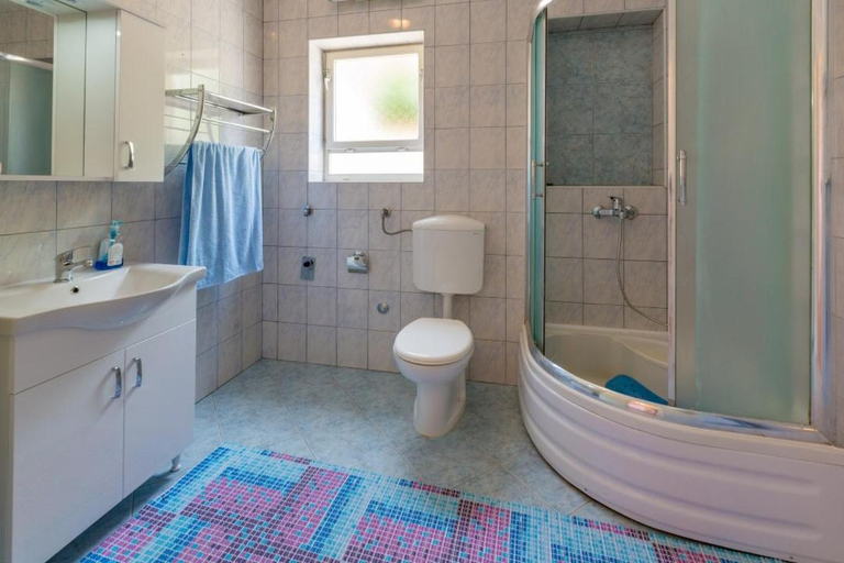 Bathroom, Apartment Dvorska, Crikvenica
