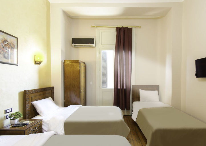 Bedroom 2, New Minerva Hotel, Qasr an-Nil