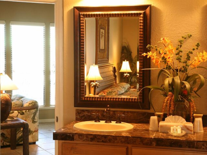 Bathroom 4, Port Royal Ocean Resort & Conference Center, Nueces