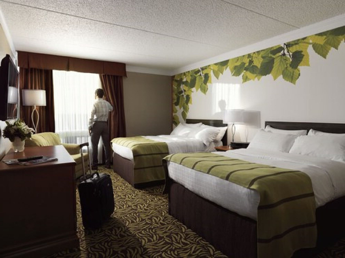 Bedroom 2, Varscona Hotel on Whyte, Division No. 11