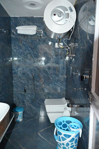 Bathroom 3, Magic Himalayan Cottage, Anantnag
