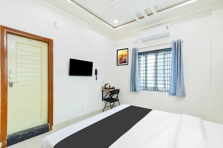 Room 3, Deluxe Kokapet Near GAR, Ranga Reddy