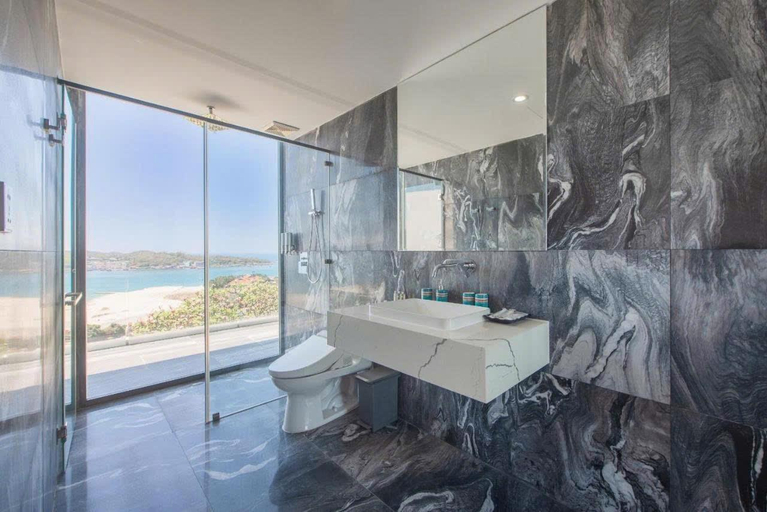Bathroom 4, Coco villa seaview with free breakfast, Nha Trang