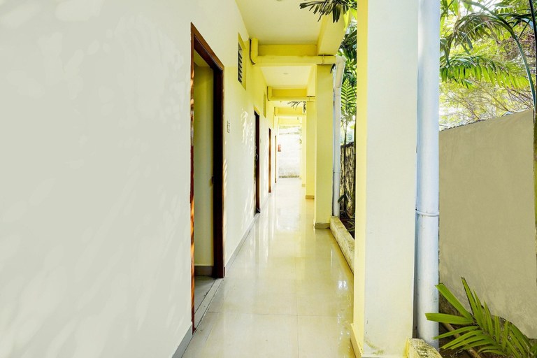 Property grounds, Deluxevisha International, Kancheepuram