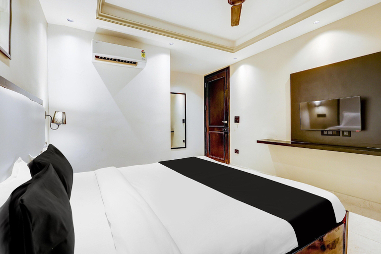 Room 3, Deluxecloud Bay, Gurgaon