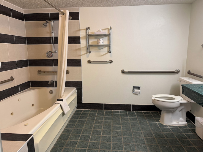 Others 3, Econo Lodge Rockville, Parke