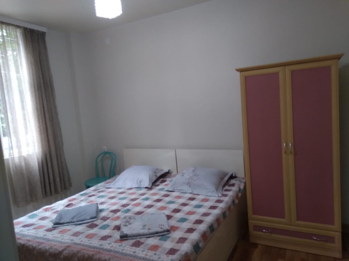Others 2, apartament soso, Batumi