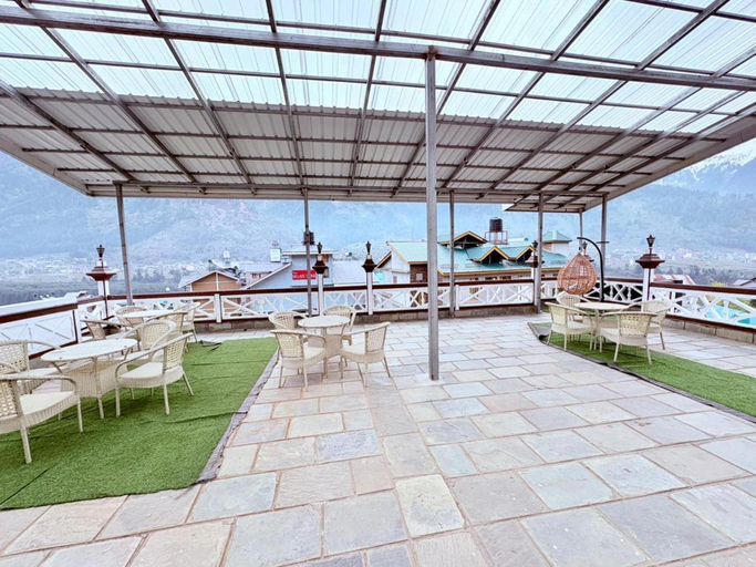 Food & Drinks 3, Flamingo Resort, Kullu