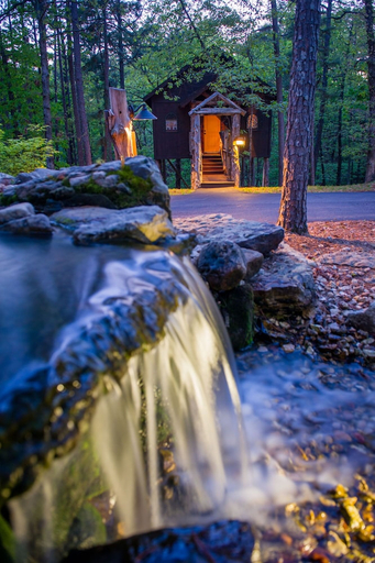 Exterior & Views 2, Eureka Springs Treehouses, Hobbit Caves & Castles, Carroll