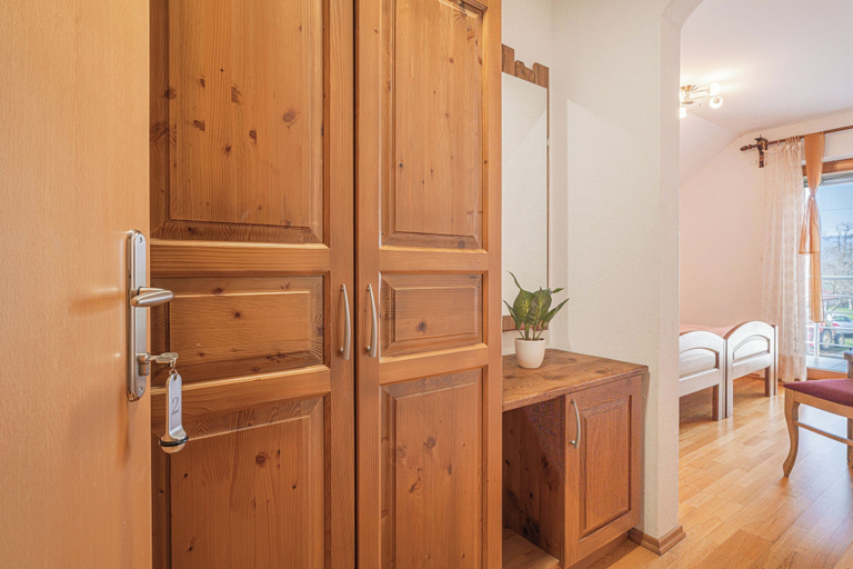 Interior 5, Tourist Farm Logar Rooms, Cerknica