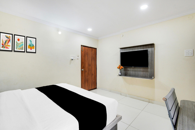 Bathroom 5, Deluxe Hotel Blue Petals, Ranga Reddy