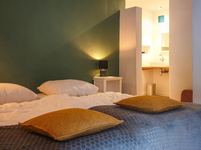 Room 4, Charming Garden Holiday Home for 6, Luxembourg