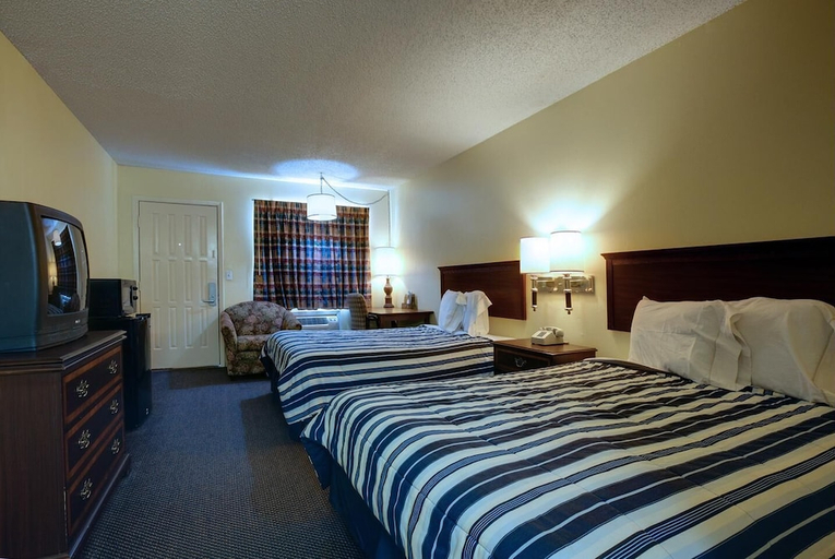 Bedroom 4, Americas Best Value Inn Comanche, Comanche