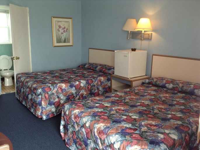 Bedroom 4, New Sea Breeze Motel, Atlantic