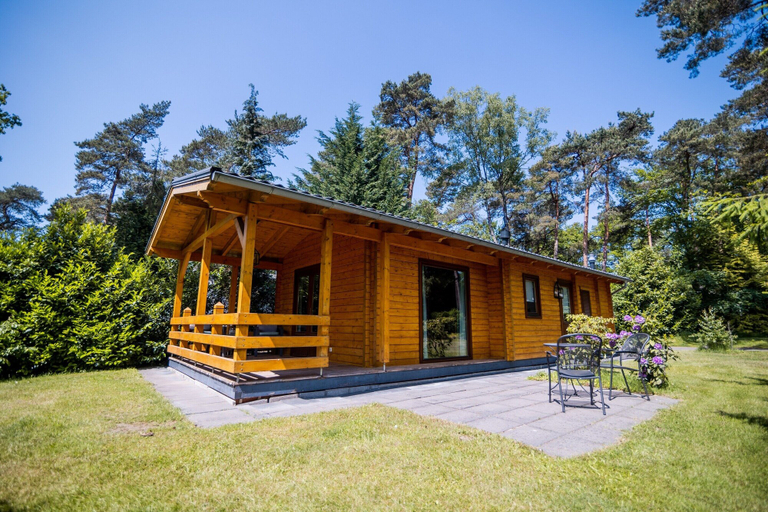 Garden 1, Forest Villa in Markelo With Sunny Garden, Hof van Twente