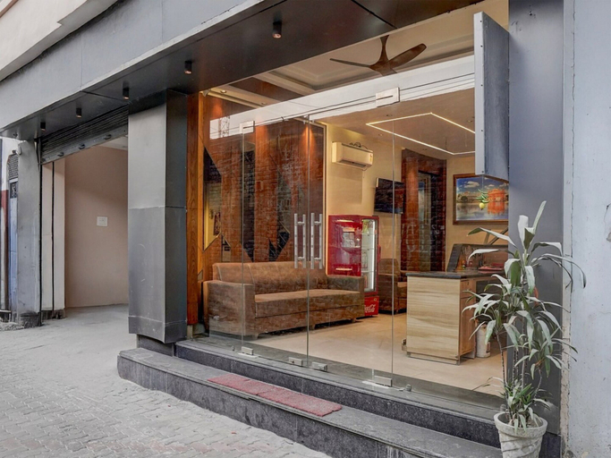 Reception 3, Deluxe Townhouse by OYO Ram Talai, Amritsar