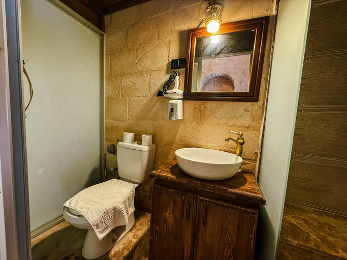 Bathroom 5, Dara Konagı, Kızıltepe