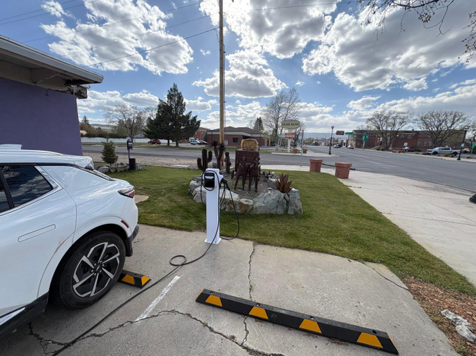 Public Area, Purple Sage Motel, Garfield