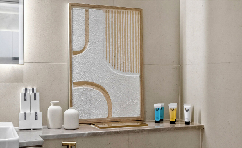 Bathroom 3, WYZ RENT|1BR Spa Suite With Private Jacuzzi, Dubai